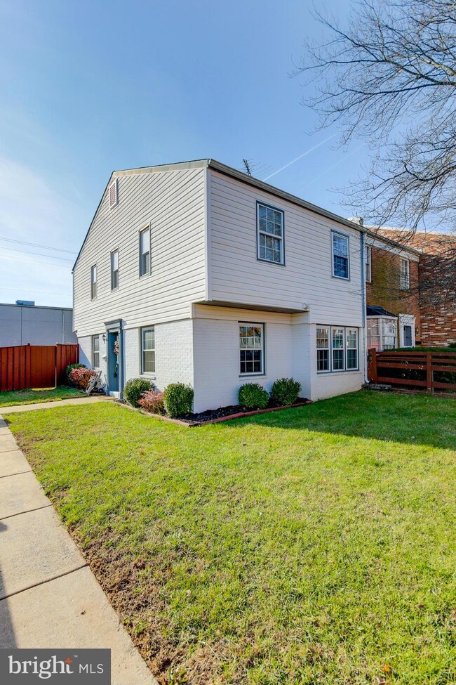 10141 Irongate Way, Manassas, VA 20109 - photo 3