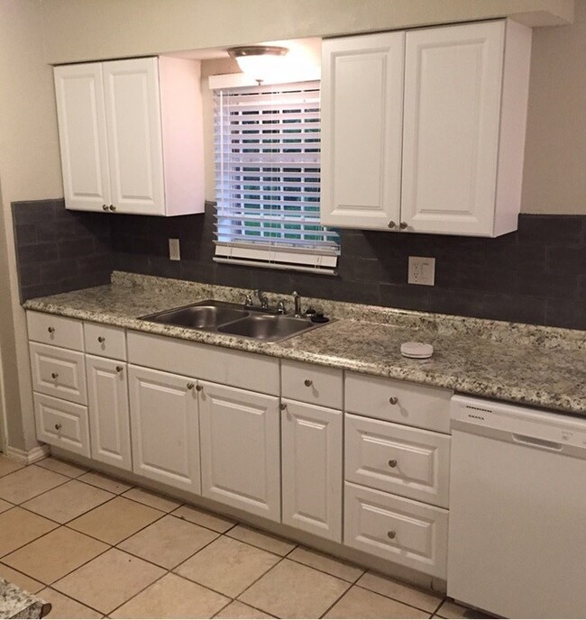 2533 Glen Ave, Houston, TX 77088 - photo 5