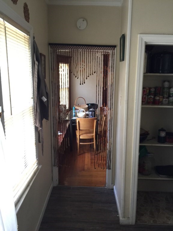 842 Chestnut St unit 844, Springfield, MA 01107 - photo 5