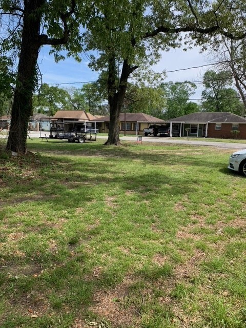 8501 Autumn Ln, Houston, TX 77016 - photo 7