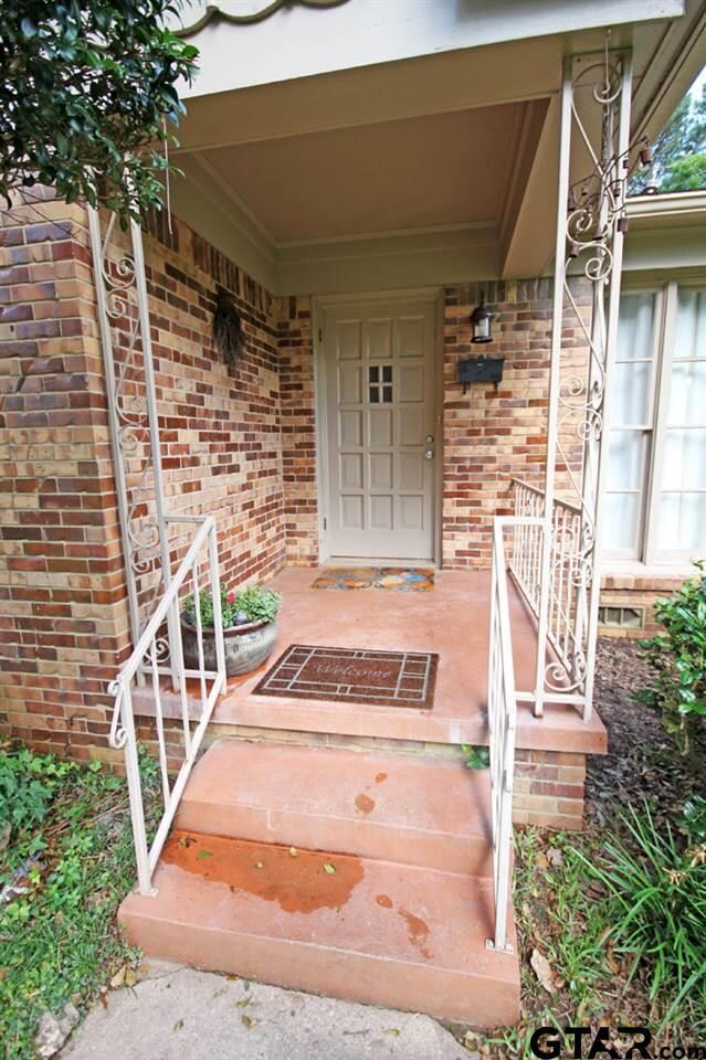 2421 W Azalea Dr, Tyler, TX 75701 - photo 7