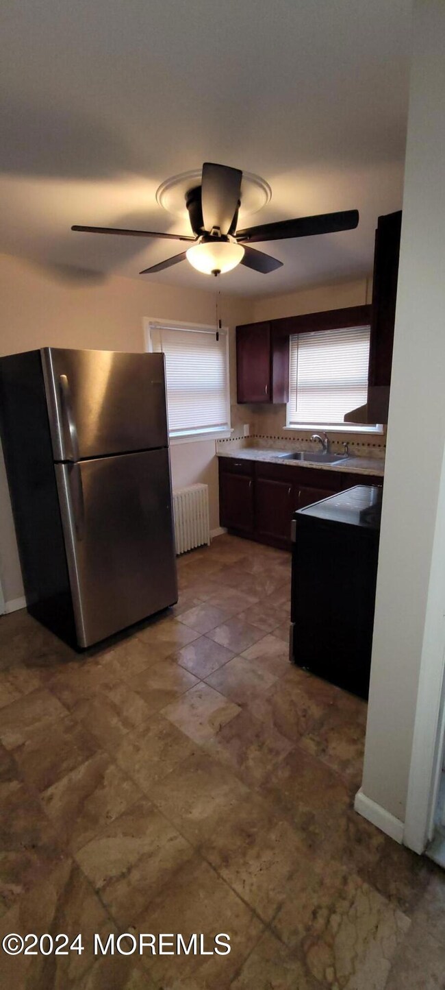 150 1st St unit 3, Keyport, NJ 07735 - photo 5