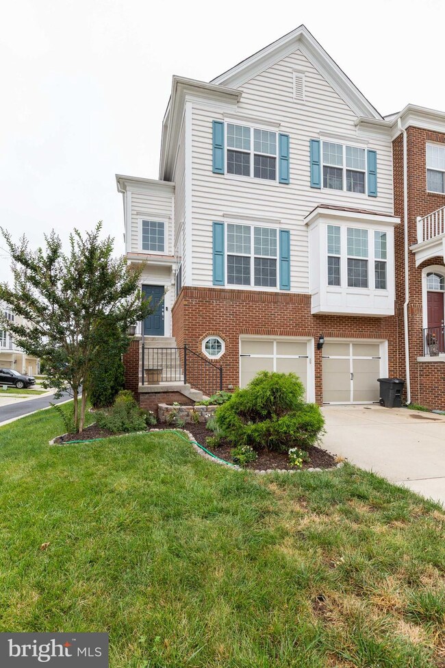 25455 Hopton House Terrace, Chantilly, VA 20152 - photo 2