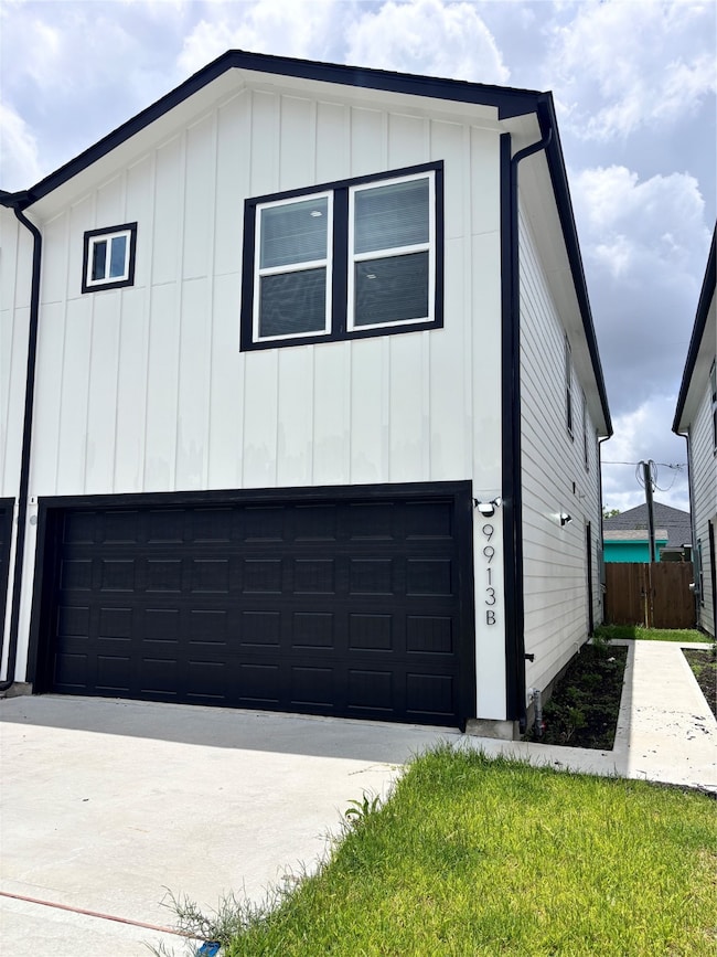 9913 Porto Rico Rd unit B, Houston, TX 77041 - photo 2