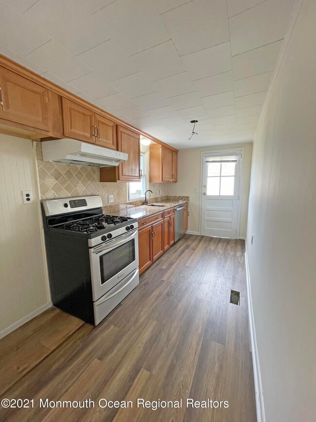 295 Port Au Peck Ave, Oceanport, NJ 07757 - photo 4