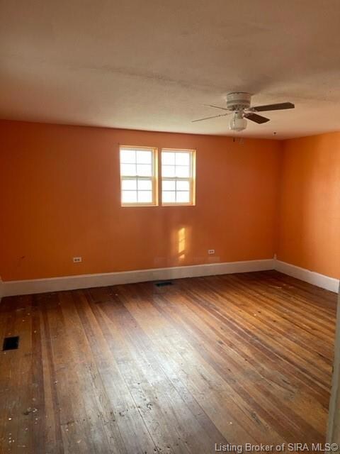 208 Franklin St, Salem, IN 47167 - photo 7