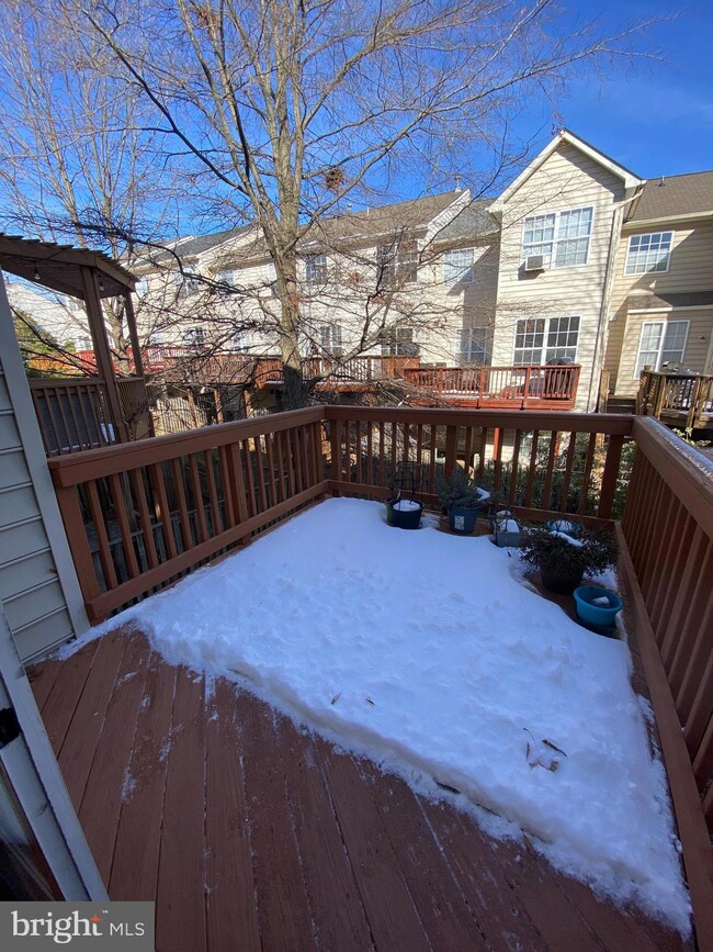 2523 James Maury Dr, Herndon, VA 20171 - photo 3