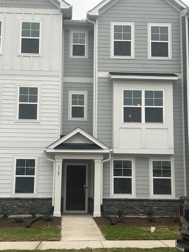 1707 Barrett Run Trail, Apex, NC 27502 - photo 3