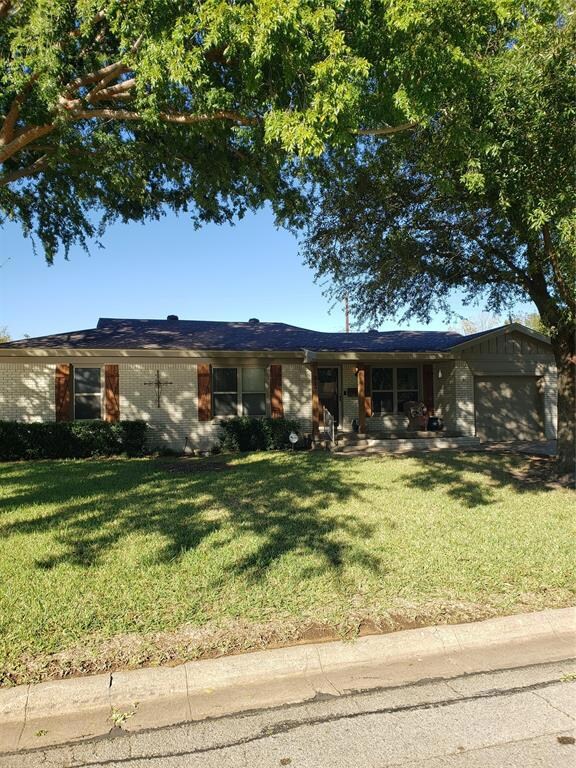 817 Glenda Dr, Bedford, TX 76022 - photo 2