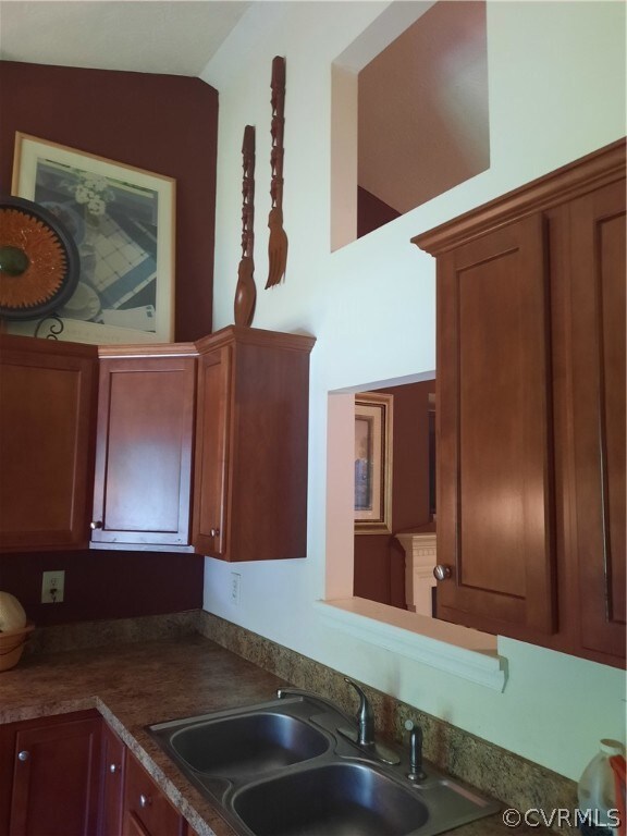 12082 Monterey Rd, Ruther Glen, VA 22546 - photo 4