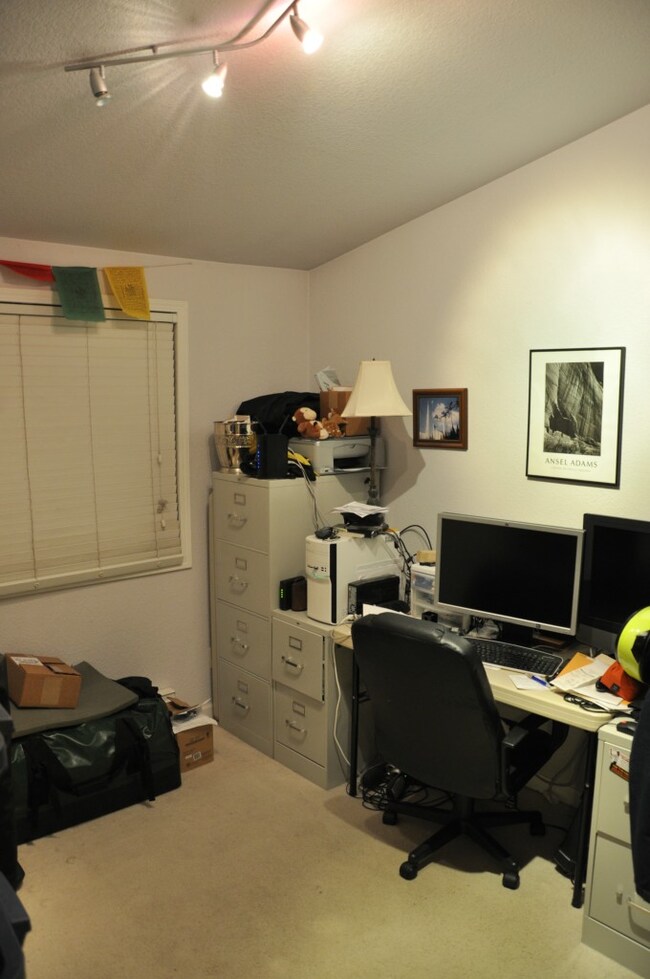 25120 98th Place S unit A305, Kent, WA 98030 - photo 6