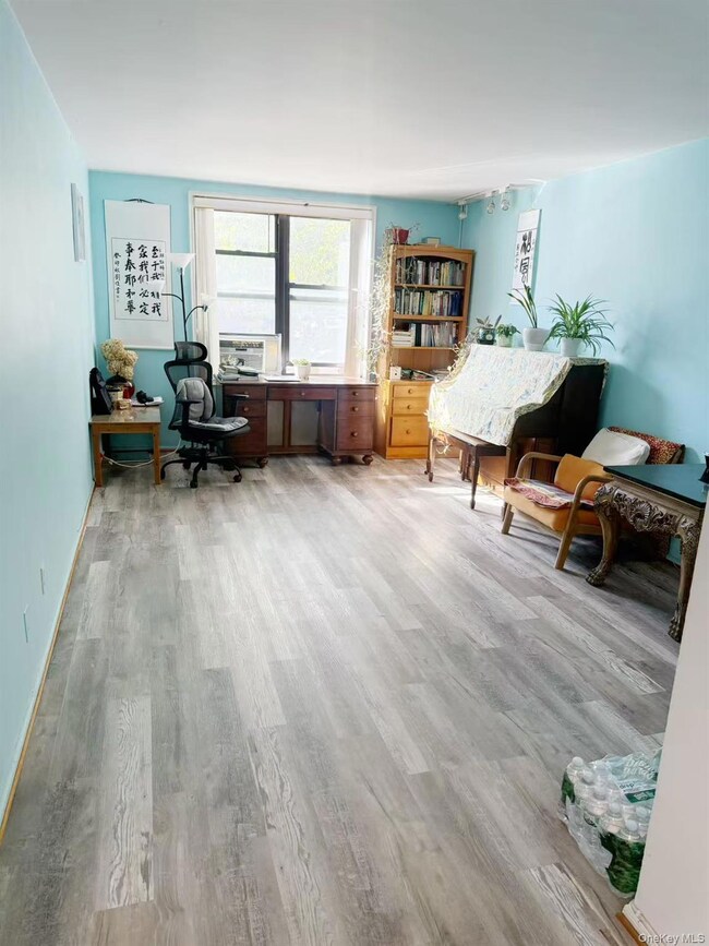 38-15 149th St unit 1A, Flushing, NY 11354 - photo 2