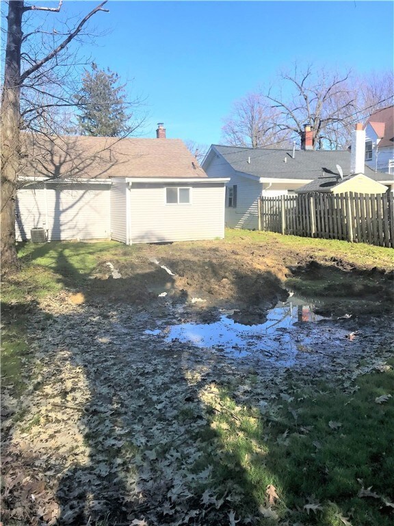 224 Blackstone Dr, Erie, PA 16505 - photo 3