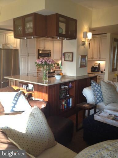 Anchorage Tower unit 1204, Baltimore, MD 21224 - photo 3