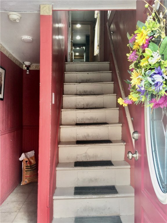 12 Victoria Mount unit 2, Johnston, RI 02919 - photo 4