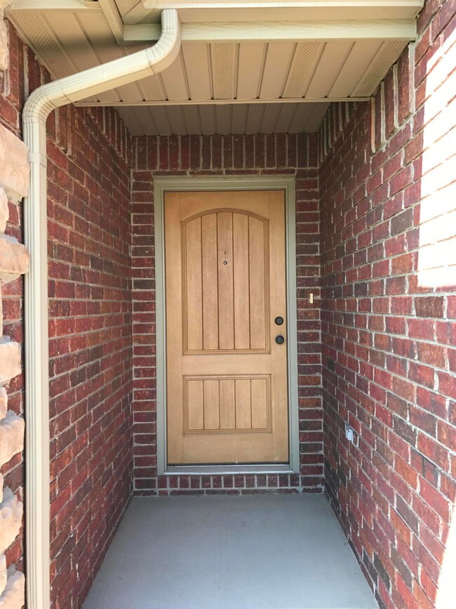 1665 E New Madrid, Republic, MO 65738 - photo 4