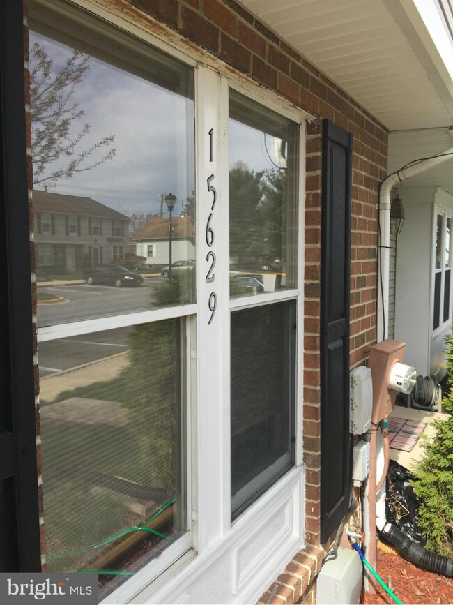 15629 Mews Ct, Laurel, MD 20707 - photo 2