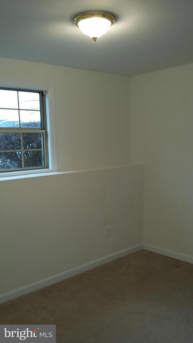 2005 Winslow Ct, Woodbridge, VA 22191 - photo 6