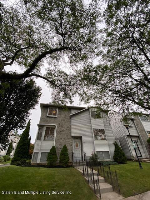 50 Farragut Ave unit 59, Staten Island, NY 10303 - photo 2