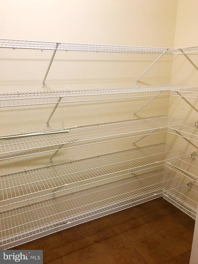 23255 Jenifer Ct, Leonardtown, MD 20650 - photo 4