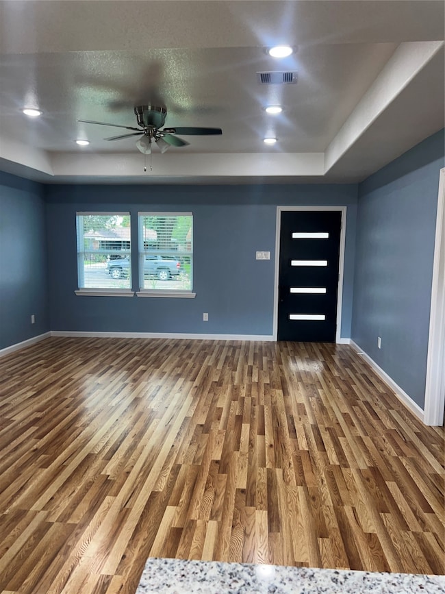 7613 Lady St, Houston, TX 77021 - photo 4