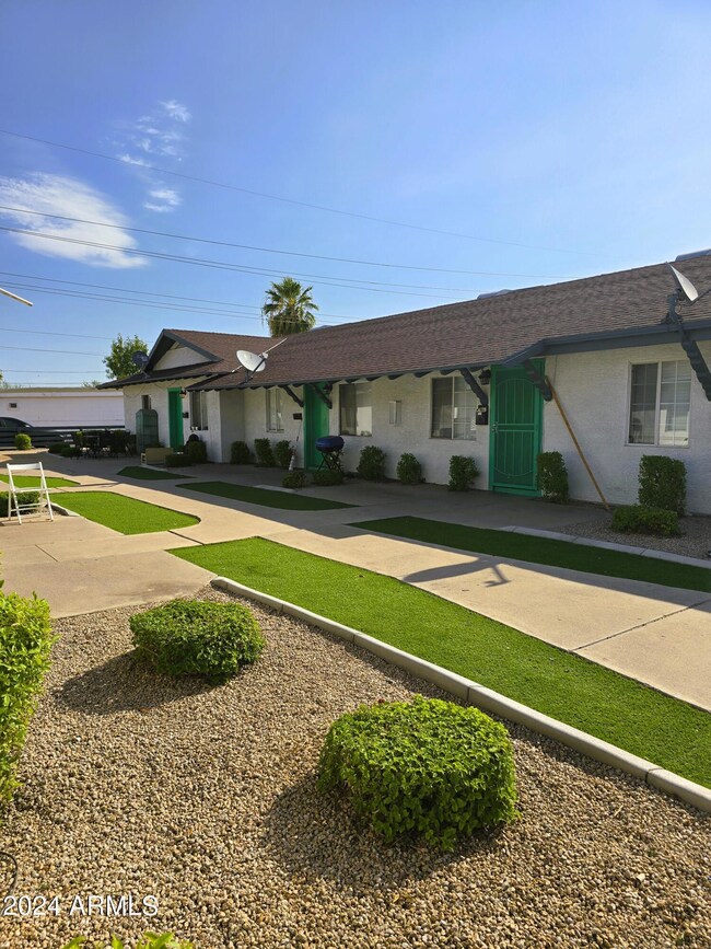 1501 E Oak St, Phoenix, AZ 85006 - photo 6