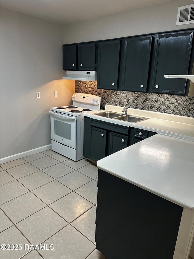 115 Kitchen