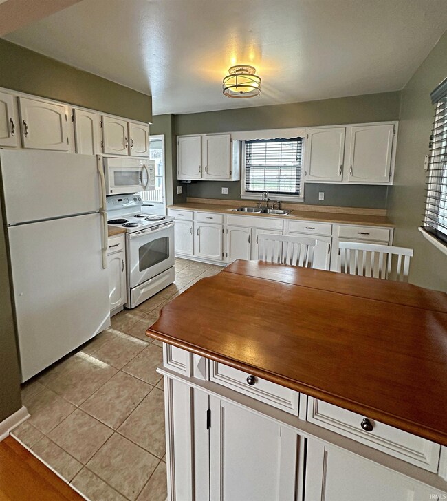 480 N 1300 E, Loogootee, IN 47553 - photo 6