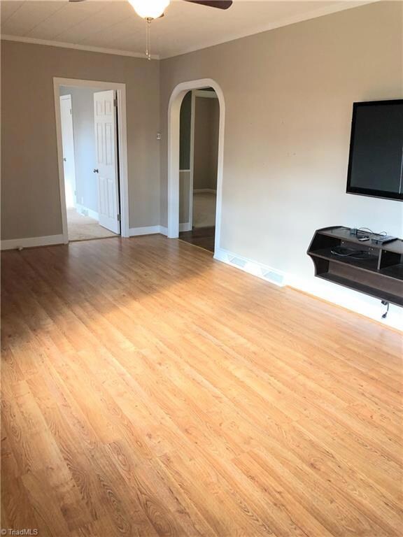 610 N Mccrary St, Asheboro, NC 27205 - photo 5