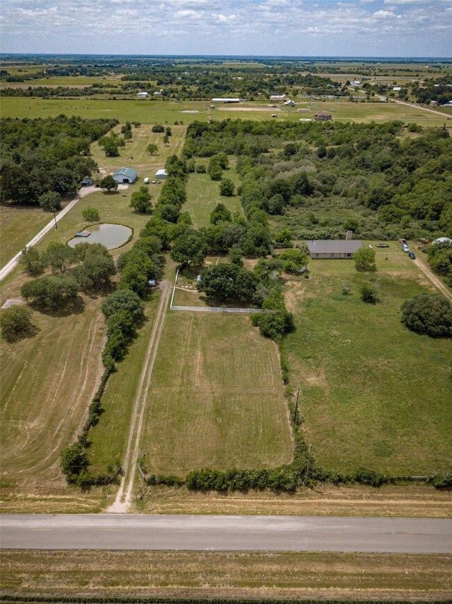 4704 Foerster School Rd, Needville, TX 77461 - photo 2