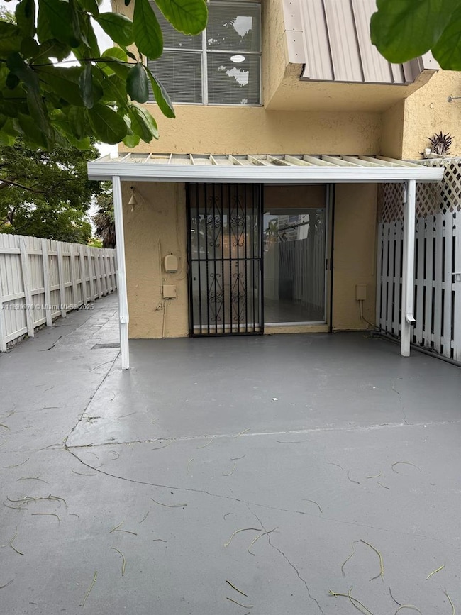 3860 W 11th Ln unit 1, Hialeah, FL 33012 - photo 2