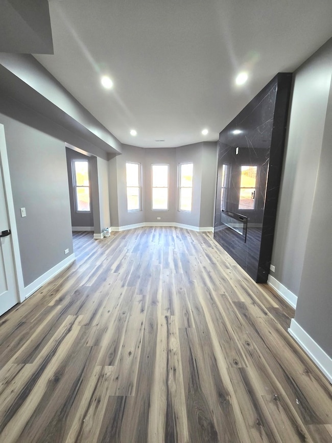 3732 S Calumet Ave unit 2, Chicago, IL 60653 - photo 2