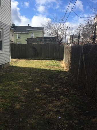 126 William St unit 3, Springfield, MA 01105 - photo 3