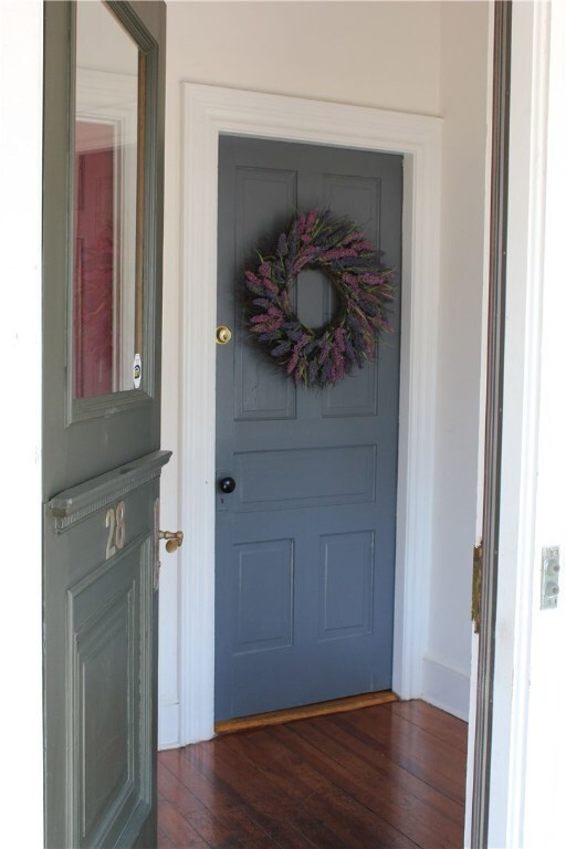 28 Bull St unit 2, Newport, RI 02840 - photo 4