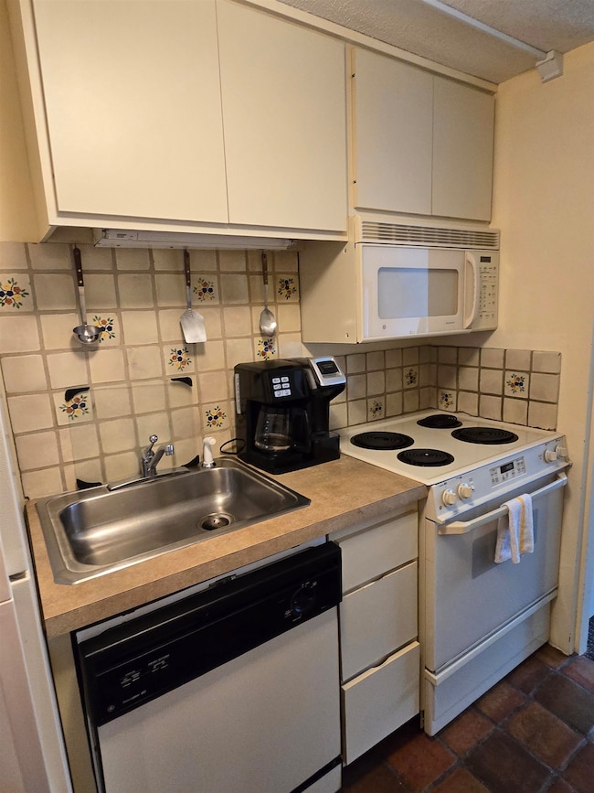 46 Packard's Rd unit 405- Week 28, Waterville Valley, NH 03215 - photo 7