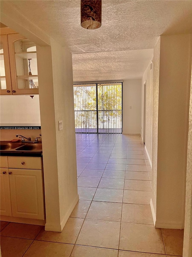 The Royal Palm at Plantation unit 408, Plantation, FL 33317 - photo 4