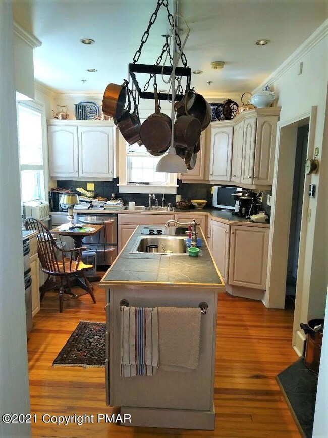 000 Address Withheld Upon Request, East Stroudsburg, PA 18301 - photo 2