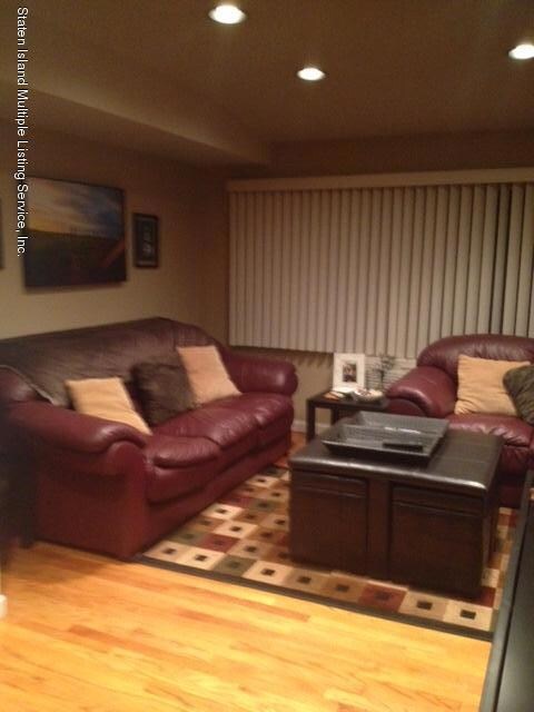 22 Francine Ct unit B, Staten Island, NY 10306 - photo 2