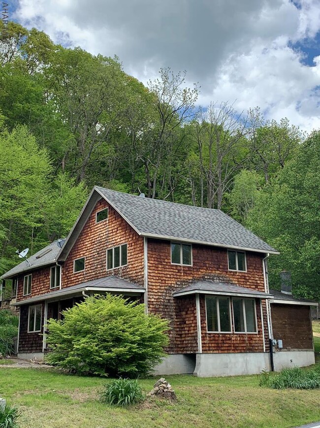 747 Business 220, Bedford, PA 15522 - photo 4