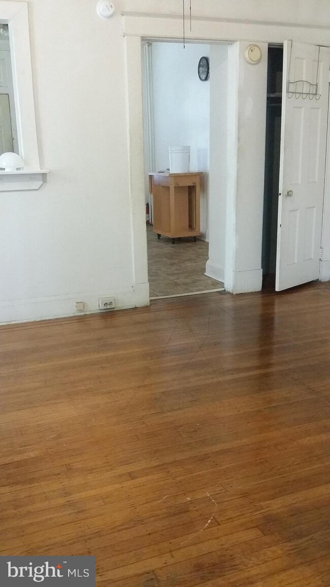1347 Homestead St, Baltimore, MD 21218 - photo 6