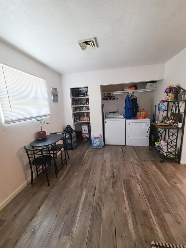 Dining/Laundry/Pantry