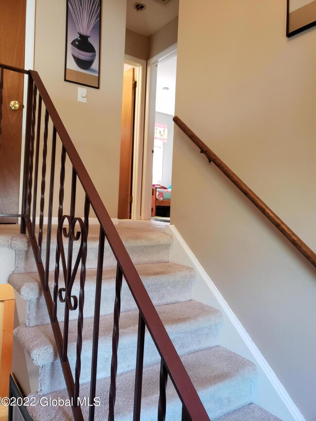 11 Rosemary Drive Extension, Albany, NY 12211 - photo 6