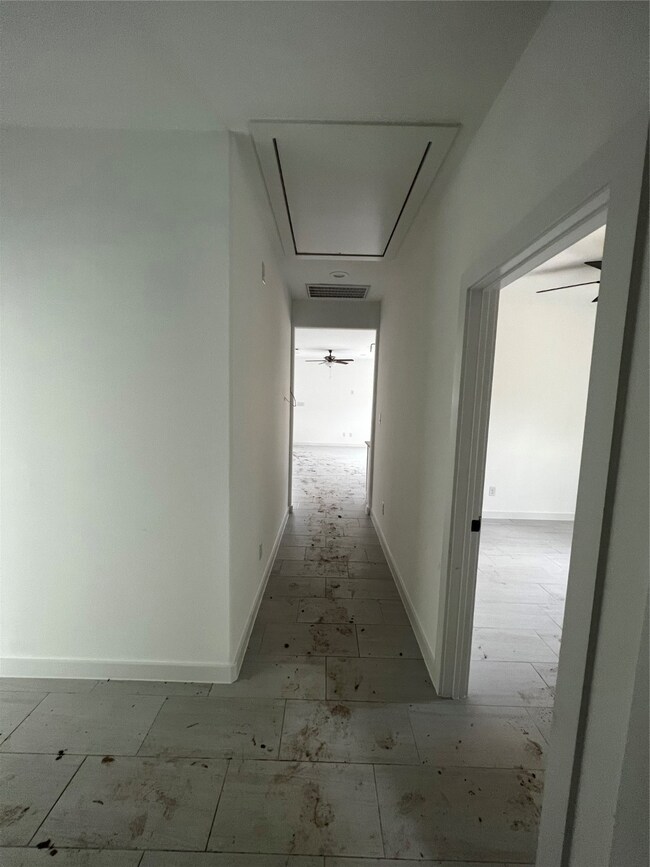 8110 Schneider St, Houston, TX 77093 - photo 7