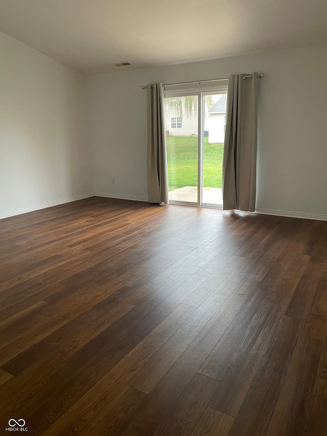 1195 Count Turf Ct, Whiteland, IN 46184 - photo 3