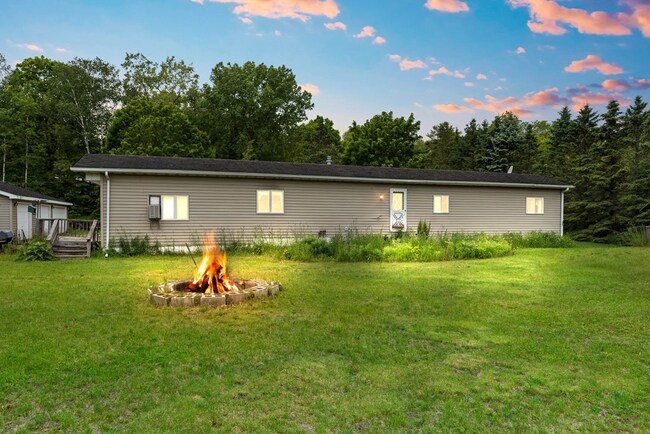 5691 W Carlsville Rd, Sturgeon Bay, WI 54235 | Homes.com