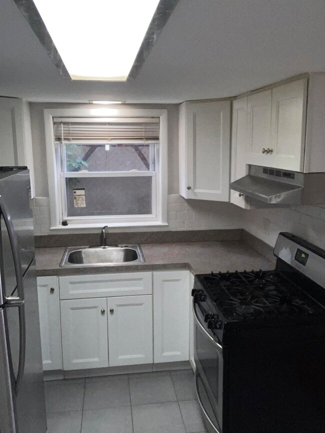 585 60th St unit 5, West New York, NJ 07093 - photo 5