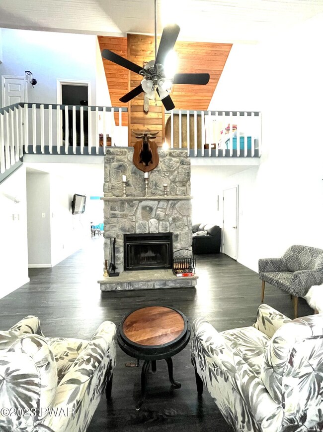 146 Roundhill Rd, Dingmans Ferry, PA 18328 - photo 6