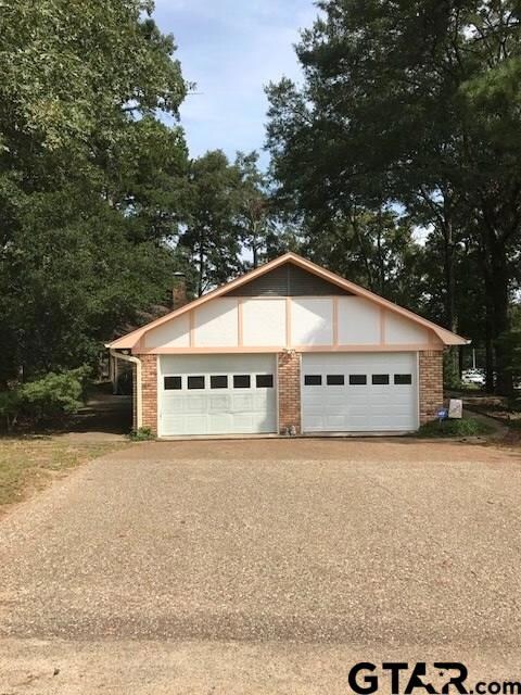 938 938 Dolores St, Tyler, TX 75703 - photo 3