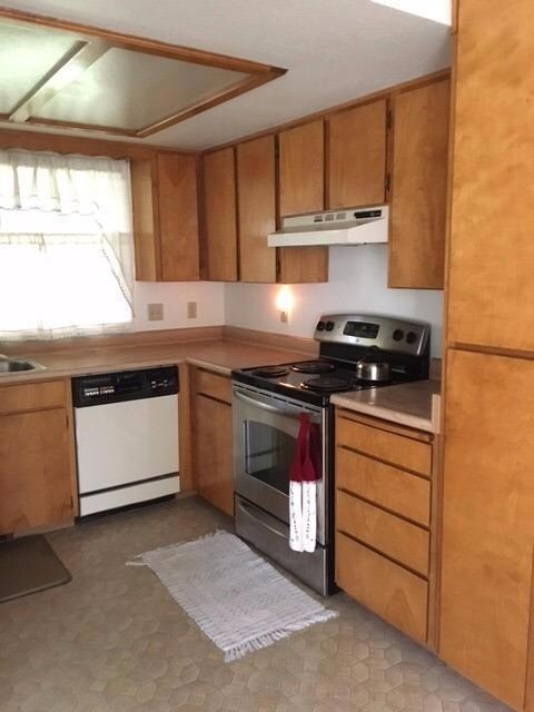 1559 Valley View Dr, Medford, OR 97504 - photo 5