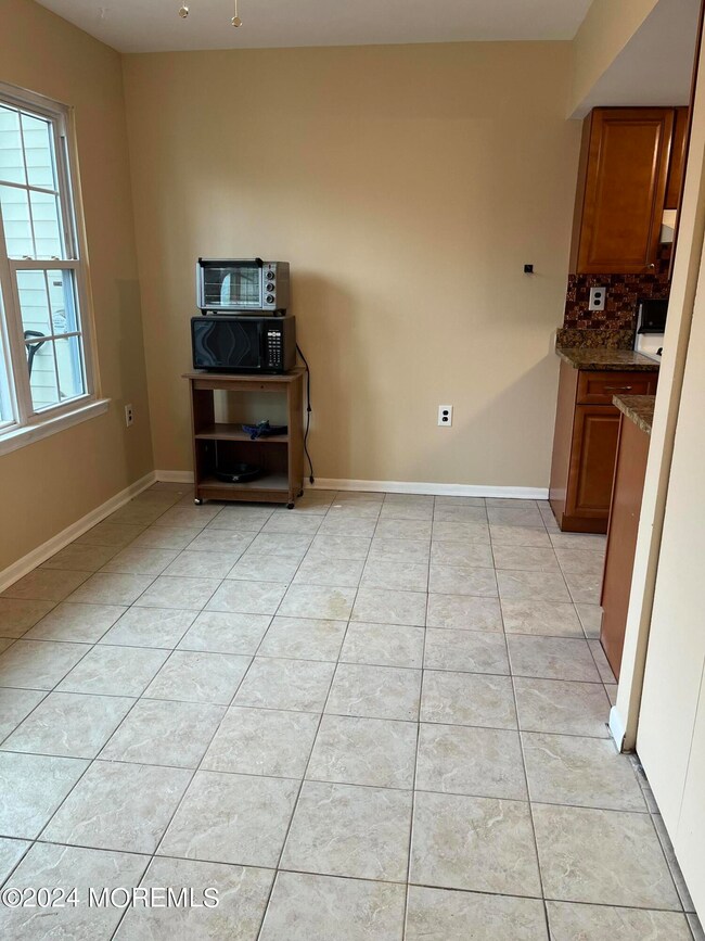 26 Fieldcrest Way, Hazlet, NJ 07730 - photo 5